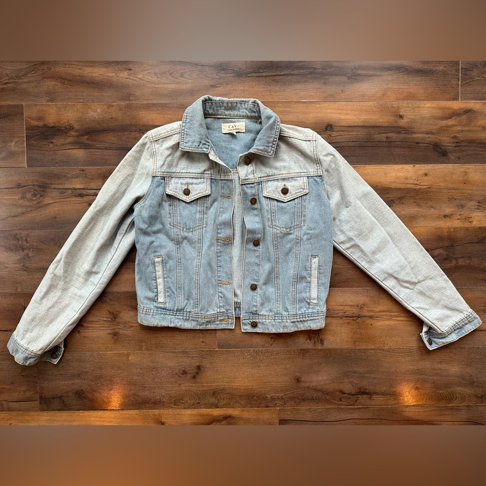Chelsea & Violet Colorblock Denim Jacket Y2K Cropped Trucker Medium Chic